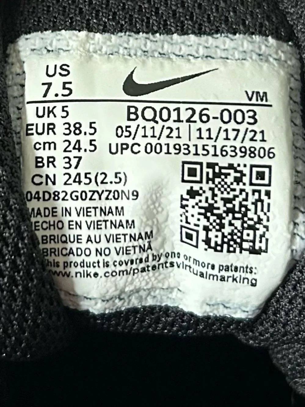 Nike Air Max INTRLK Lite Black White Running Shoes Women’s 7.5